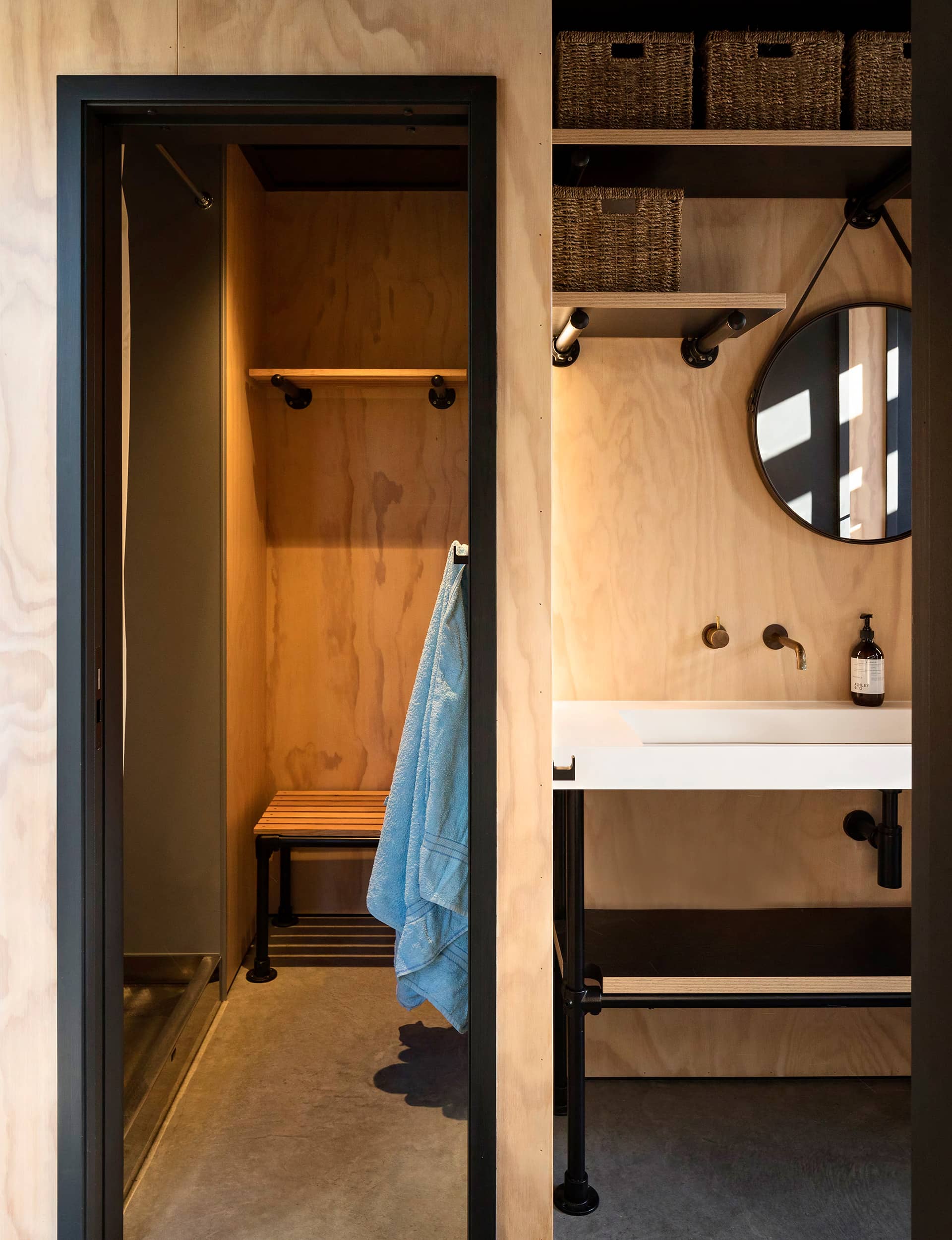 Pauanui bach, Adam Taylor Architecture