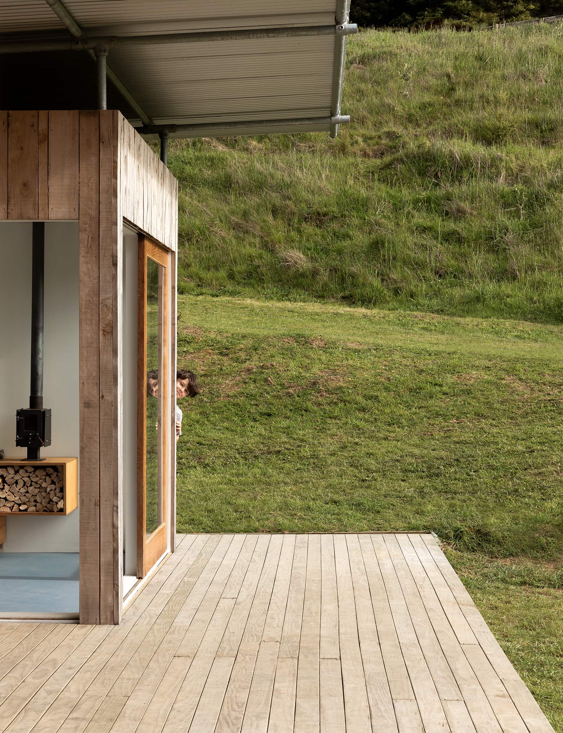 Simon Wilson summer cabin