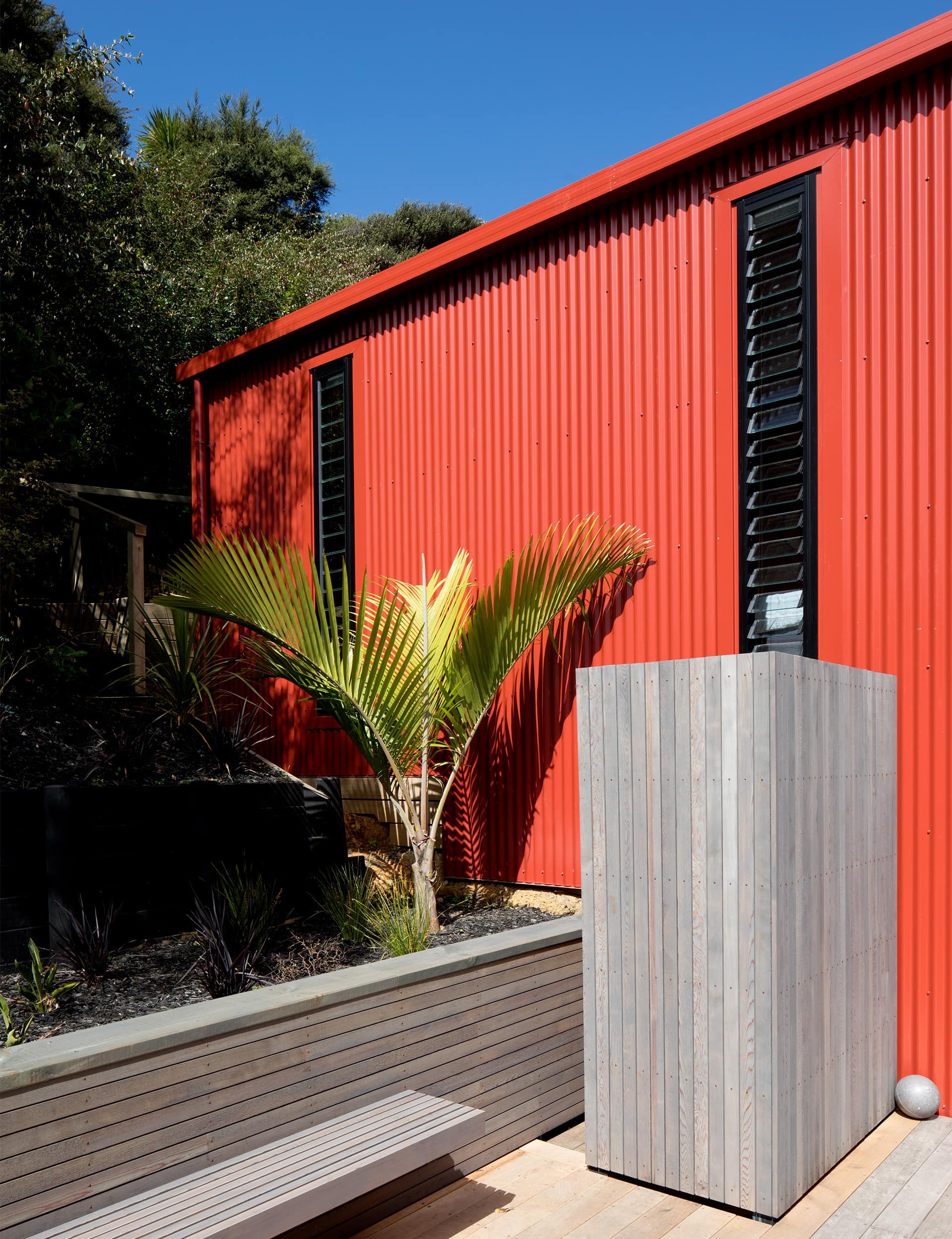 red bach, RTA Studio