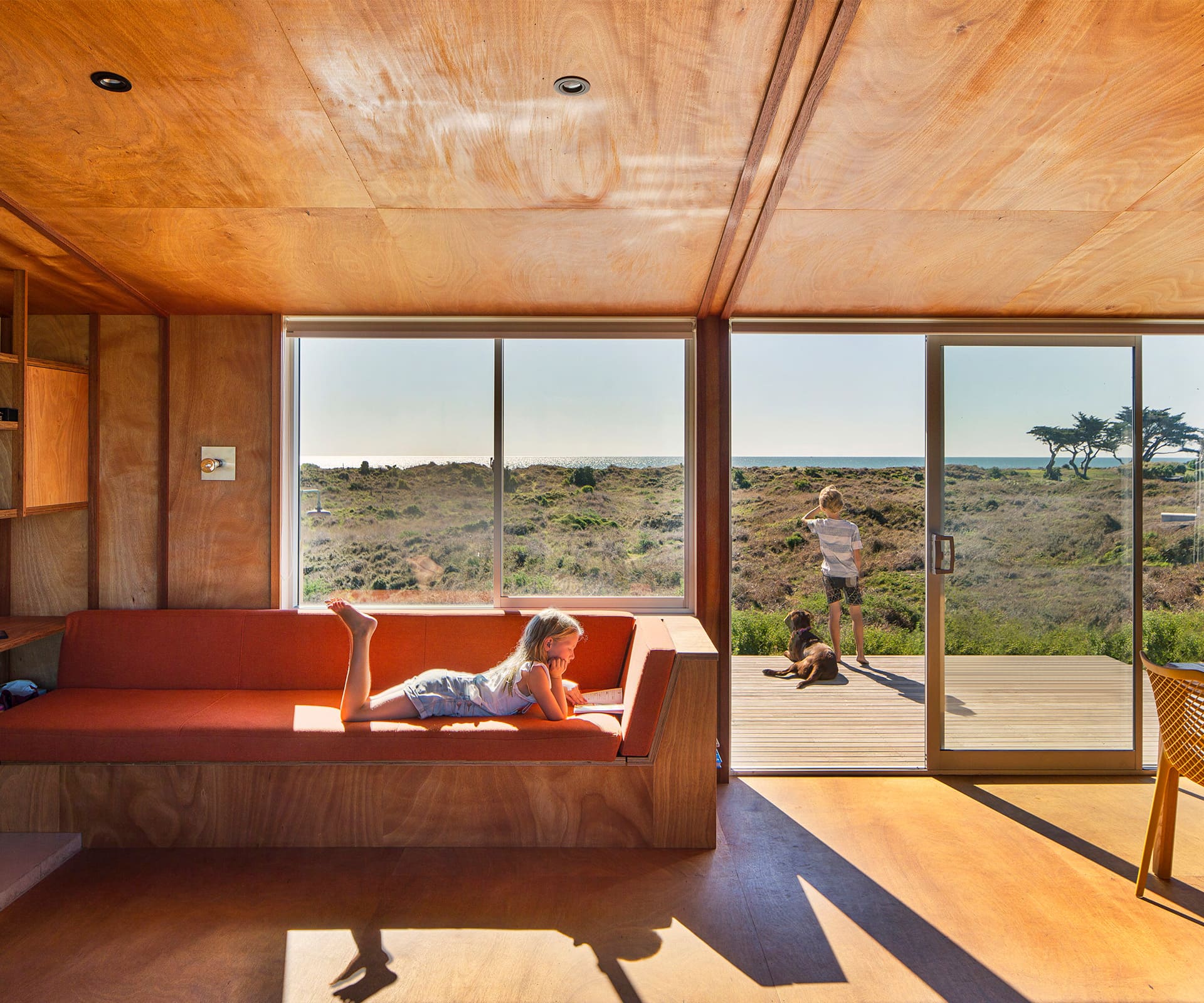 Te Horo bach, Parsonson Architects