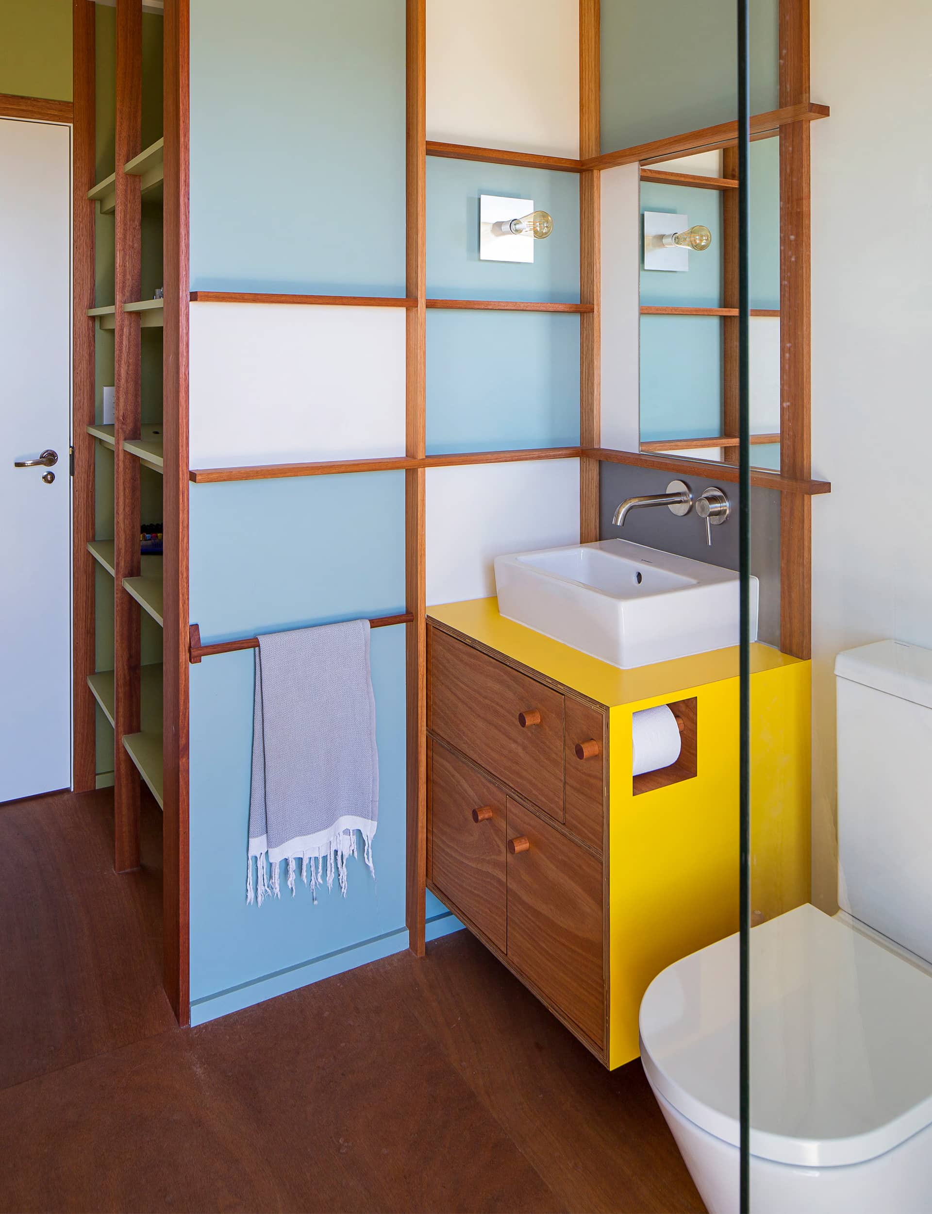 Te Horo bach, Parsonson Architects